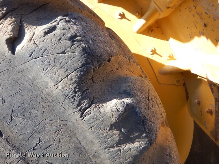 image for item GB9543 1998 Caterpillar 980G wheel loader