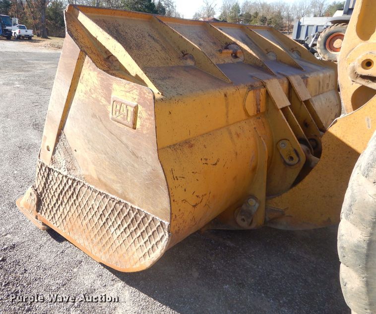 image for item GB9543 1998 Caterpillar 980G wheel loader