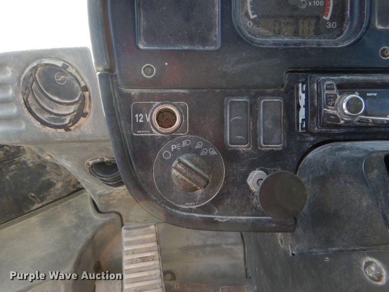 image for item GB9544 2004 Caterpillar 980G wheel loader