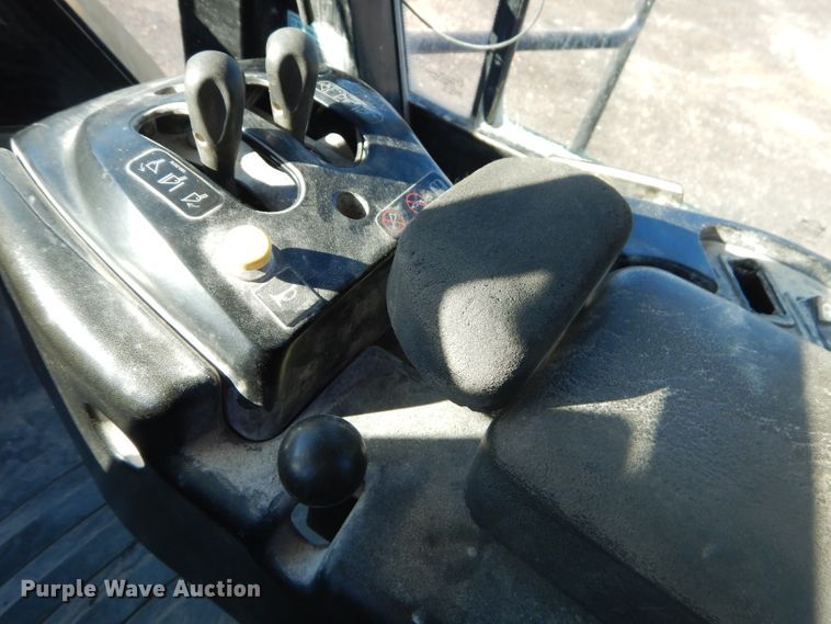 image for item GB9544 2004 Caterpillar 980G wheel loader