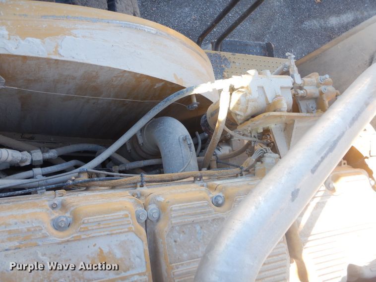 image for item GB9544 2004 Caterpillar 980G wheel loader