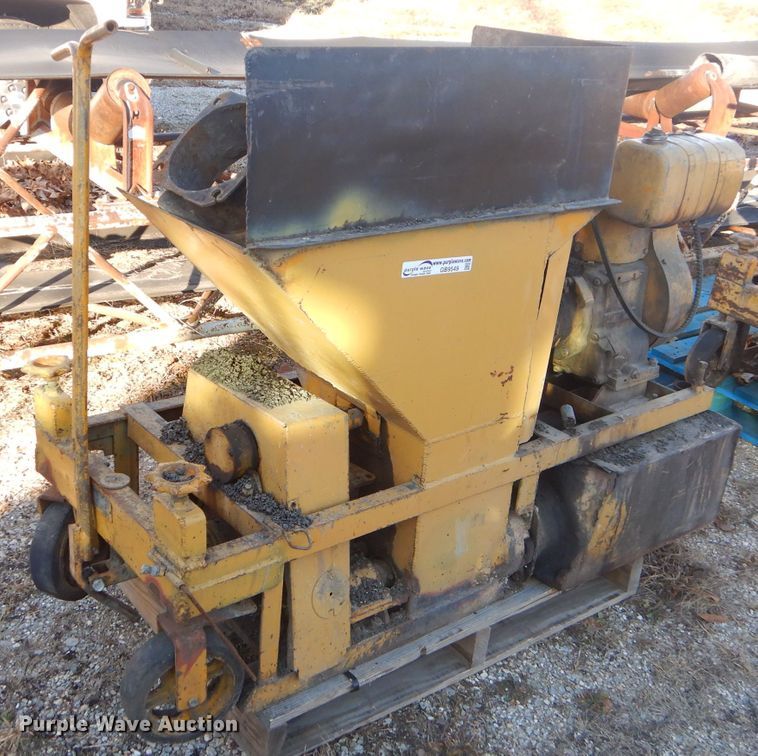 image for item GB9549 Etnyre CP125 curb machine