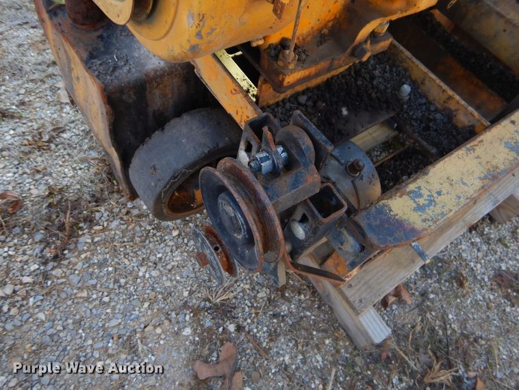 image for item GB9549 Etnyre CP125 curb machine