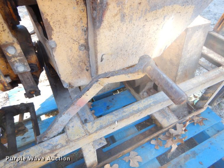 image for item GB9550 Etnyre CP125 curb machine