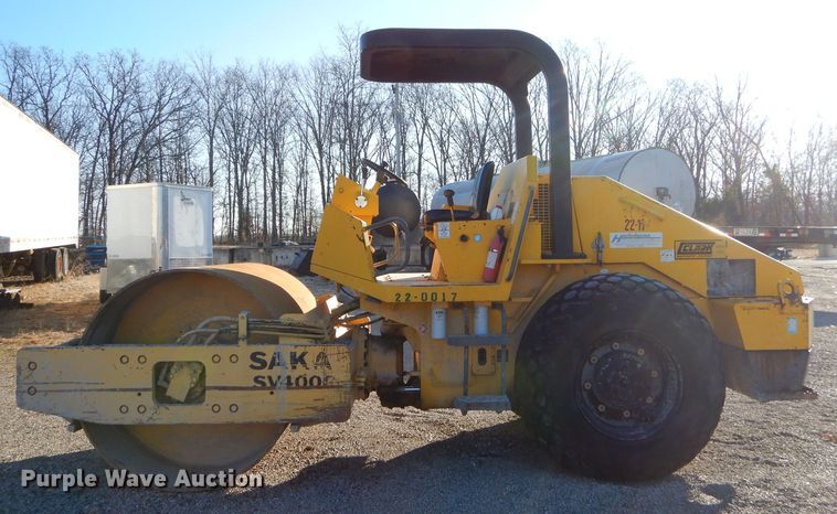 image for item GB9556 Sakai SX400D single drum vibratory roller