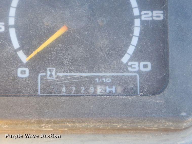 image for item GB9556 Sakai SX400D single drum vibratory roller