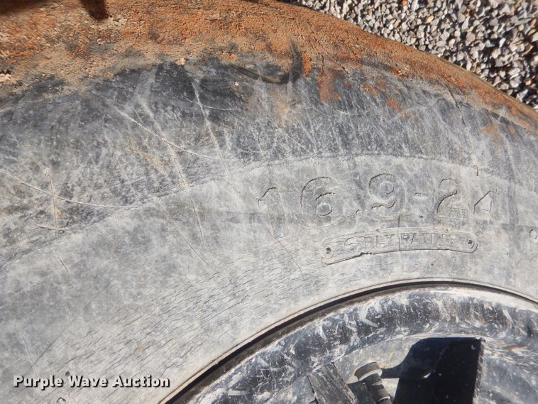 image for item GB9556 Sakai SX400D single drum vibratory roller