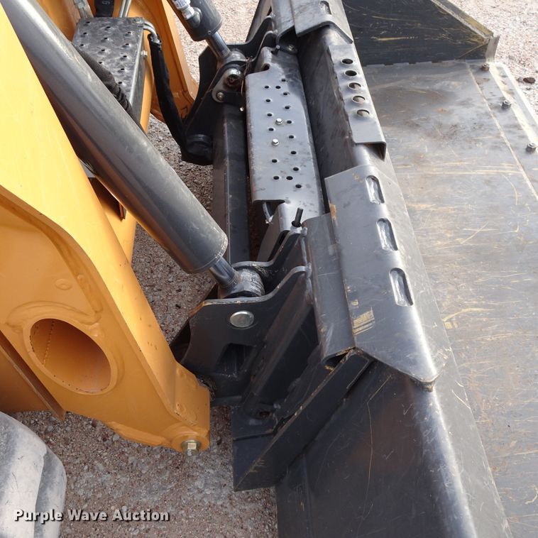 image for item GC9121 2017 Case TR310 skid steer