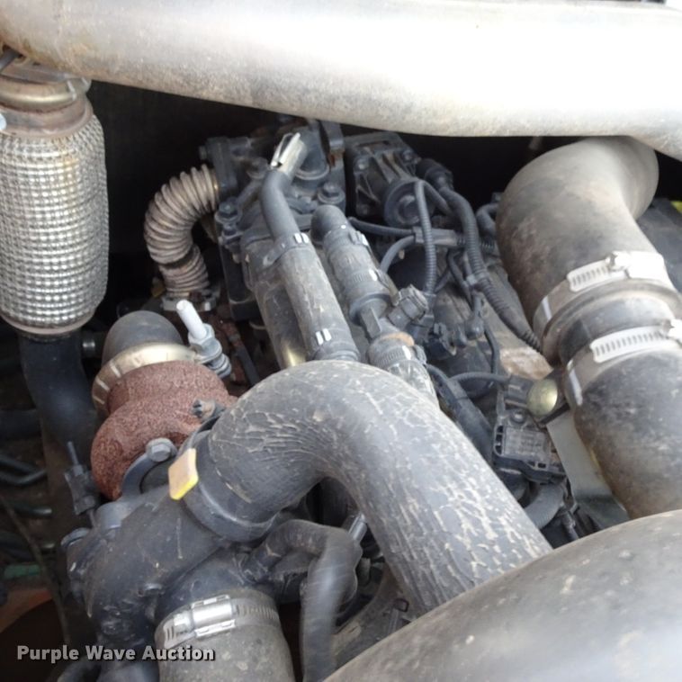 image for item GC9121 2017 Case TR310 skid steer