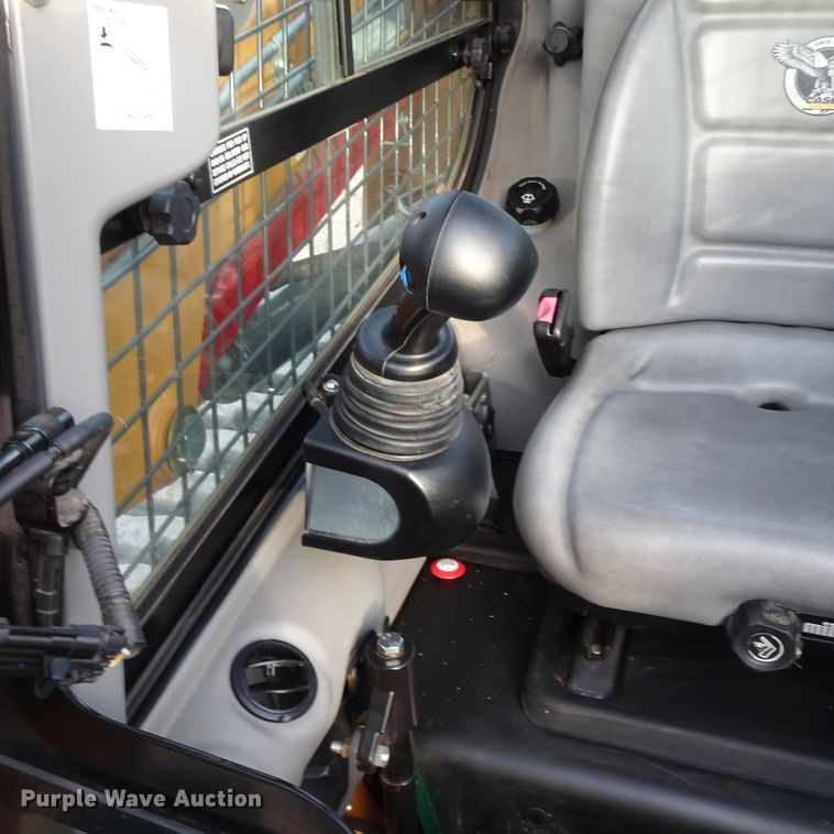 image for item GC9121 2017 Case TR310 skid steer