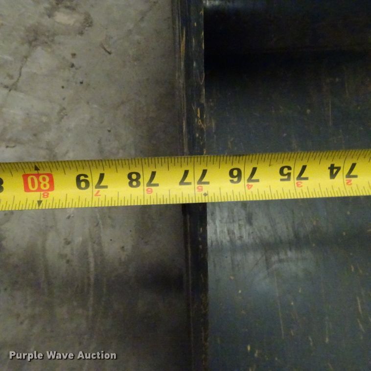 image for item GC9121 2017 Case TR310 skid steer