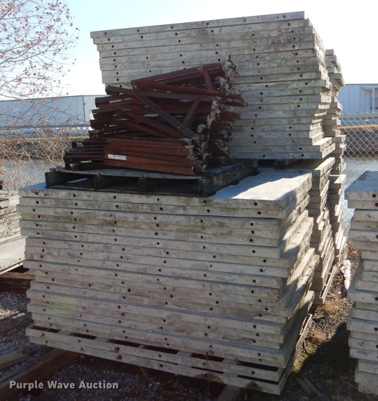 image for item GC9413 Approximately 98 aluminum concrete forms