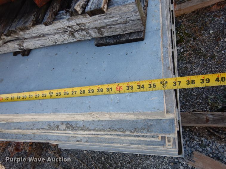 image for item GC9413 Approximately 98 aluminum concrete forms