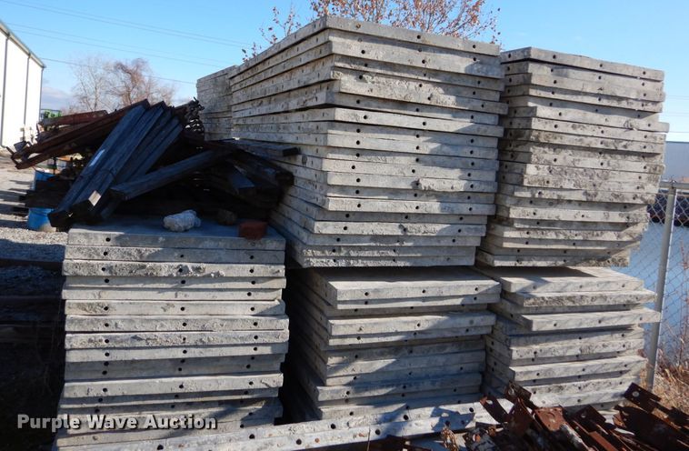 image for item GC9414 Approximately 97 aluminum concrete forms