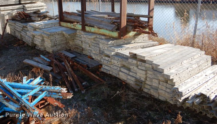 image for item GC9415 Aluminum concrete forms