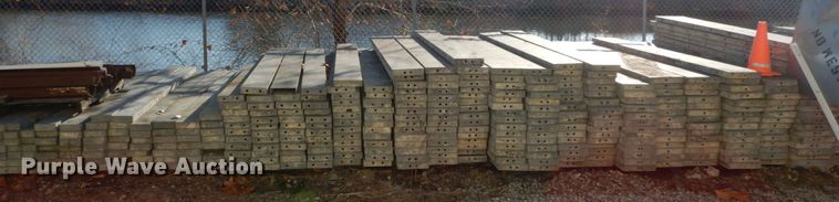 image for item GC9417 Aluminum concrete forms