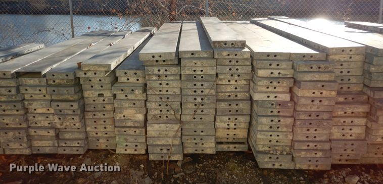 image for item GC9417 Aluminum concrete forms