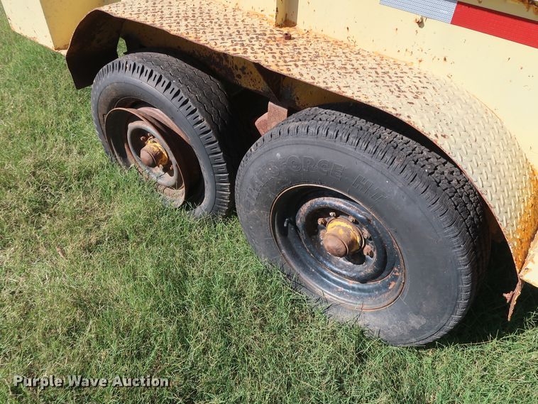 image for item GD9758 1985 Butler BP600S pole trailer