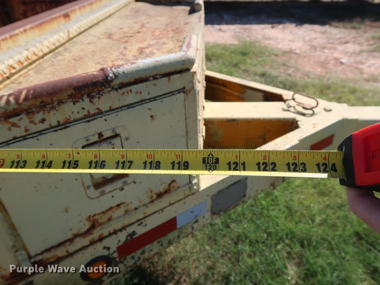 image for item GD9758 1985 Butler BP600S pole trailer