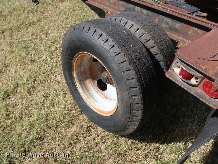 image for item GD9759 Hayes 10000 pole trailer