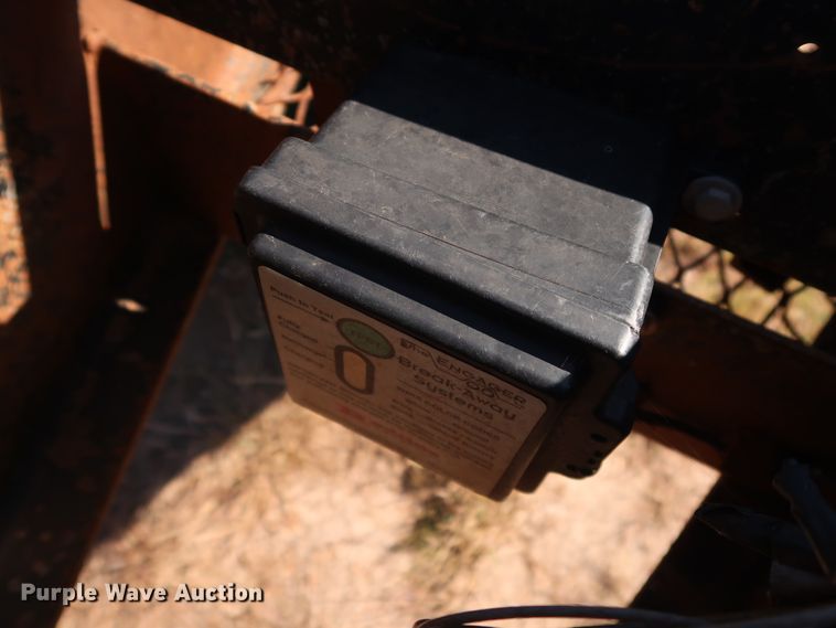 image for item GD9760 2002 Trail Master equipment trailer