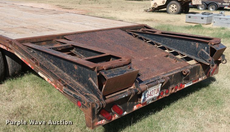 image for item GD9760 2002 Trail Master equipment trailer