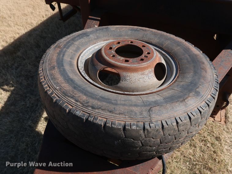 image for item GD9761 2004 Trail Master equipment trailer