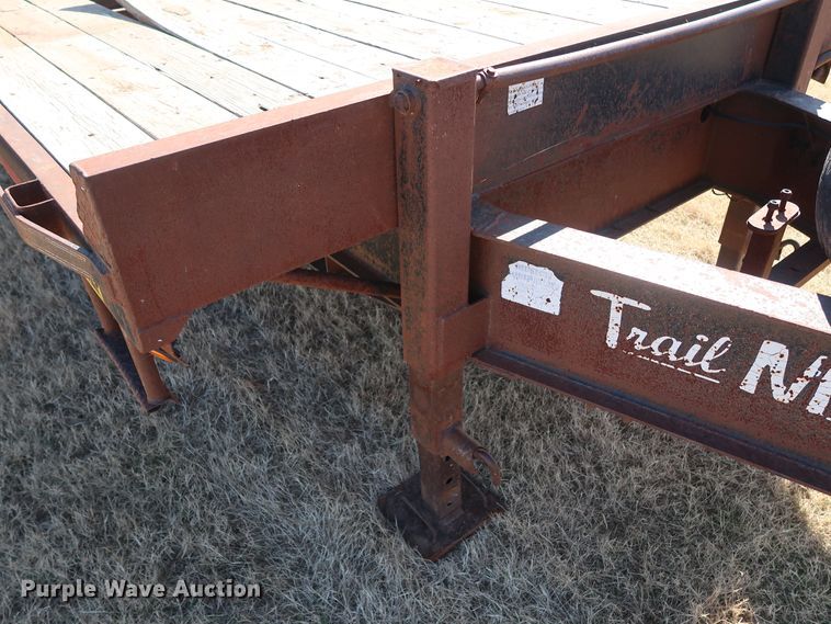 image for item GD9761 2004 Trail Master equipment trailer