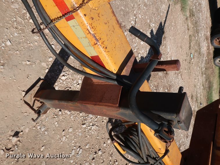 image for item GD9762 1998 shop built pole trailer