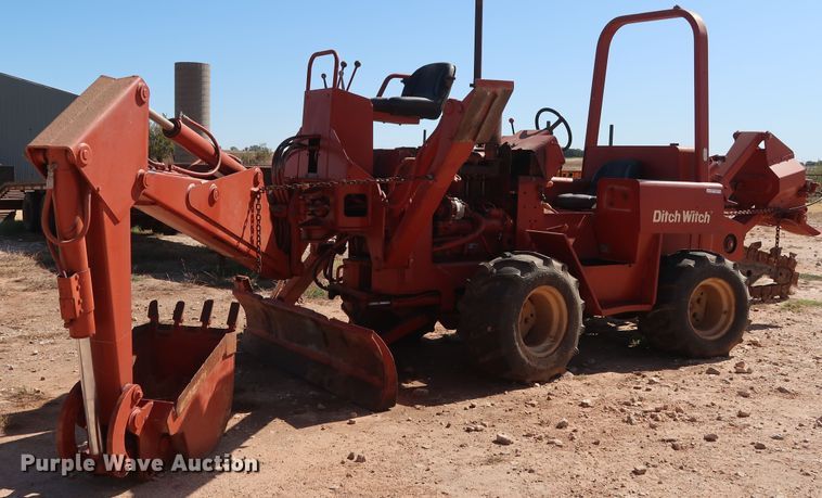 image for item GD9763 1993 Ditch Witch 5110DD trencher