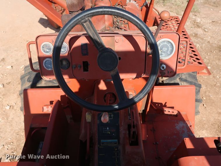 image for item GD9763 1993 Ditch Witch 5110DD trencher