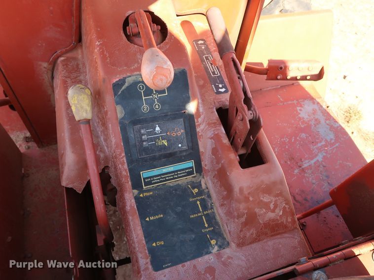 image for item GD9763 1993 Ditch Witch 5110DD trencher