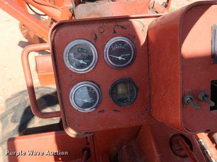 image for item GD9763 1993 Ditch Witch 5110DD trencher