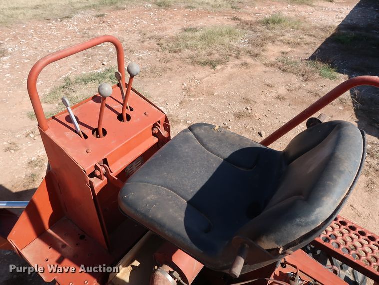 image for item GD9763 1993 Ditch Witch 5110DD trencher