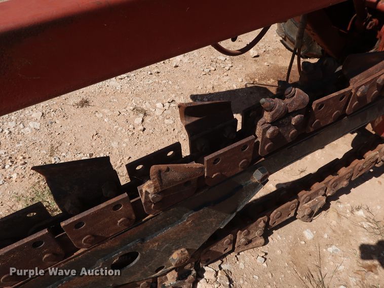 image for item GD9763 1993 Ditch Witch 5110DD trencher