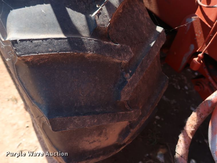 image for item GD9763 1993 Ditch Witch 5110DD trencher