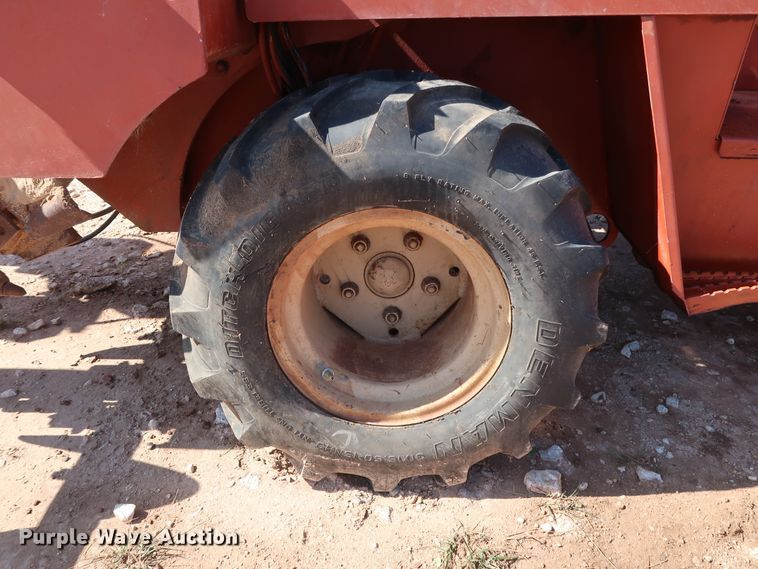 image for item GD9763 1993 Ditch Witch 5110DD trencher