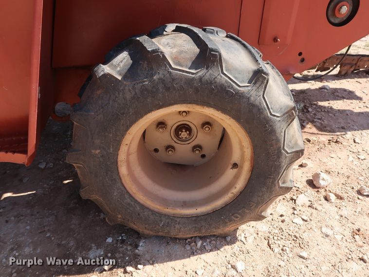 image for item GD9763 1993 Ditch Witch 5110DD trencher