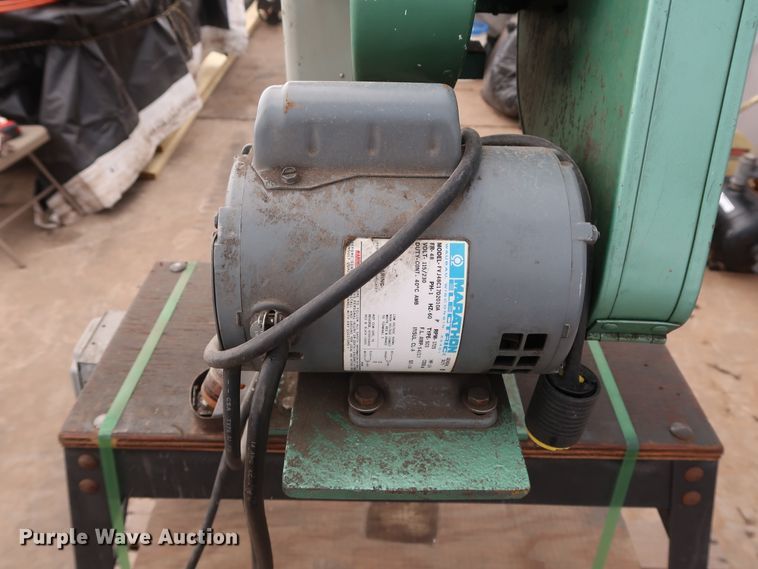 image for item GD9825 Chicago rivet machine