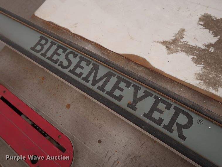 image for item GD9827 Delta Series 2000 table saw