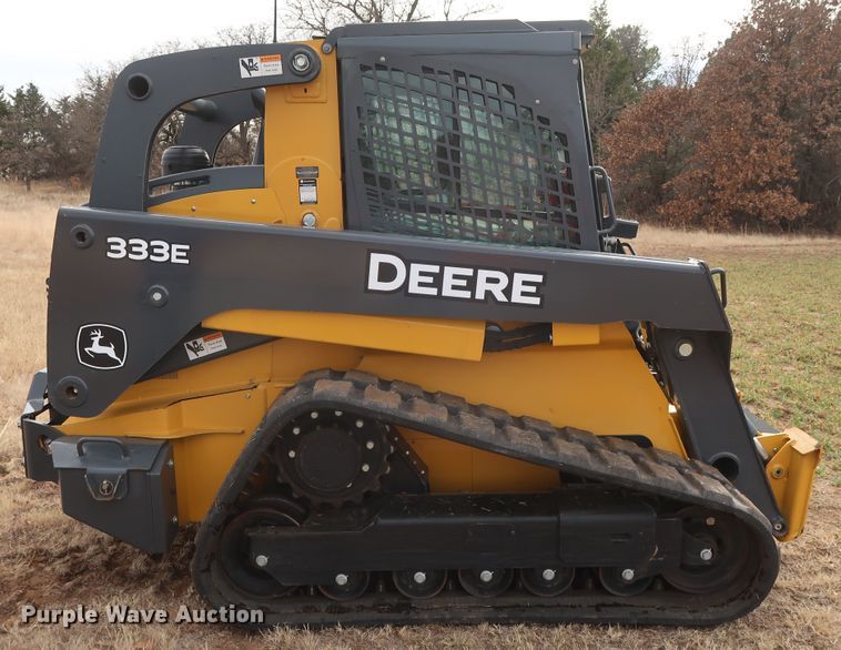 image for item GD9936 2015 John Deere 333E skid steer