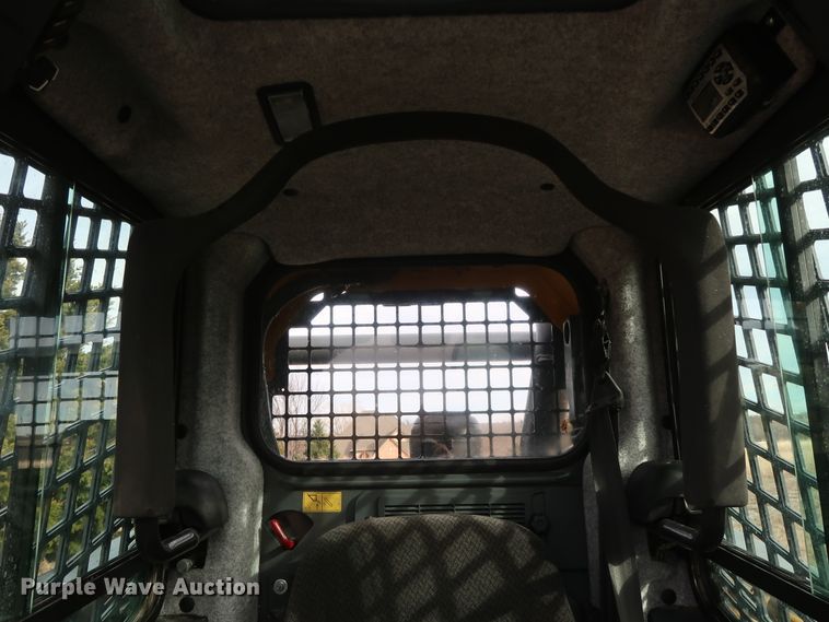 image for item GD9936 2015 John Deere 333E skid steer