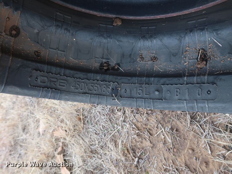 image for item GD9936 2015 John Deere 333E skid steer