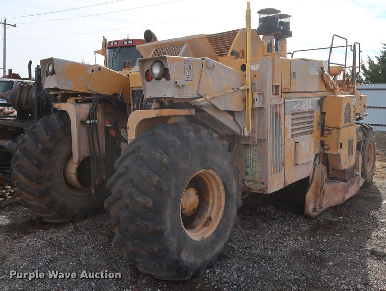 image for item GD9942 1995 CMI RS-650 reclaimer