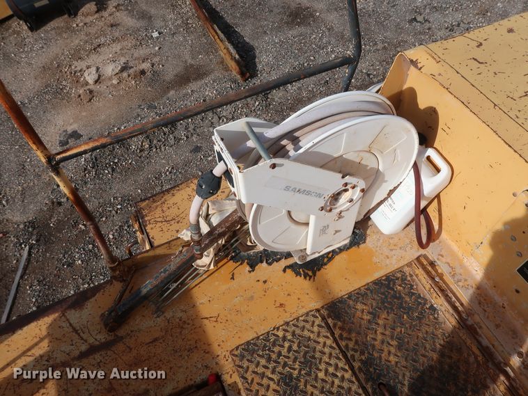 image for item GD9942 1995 CMI RS-650 reclaimer