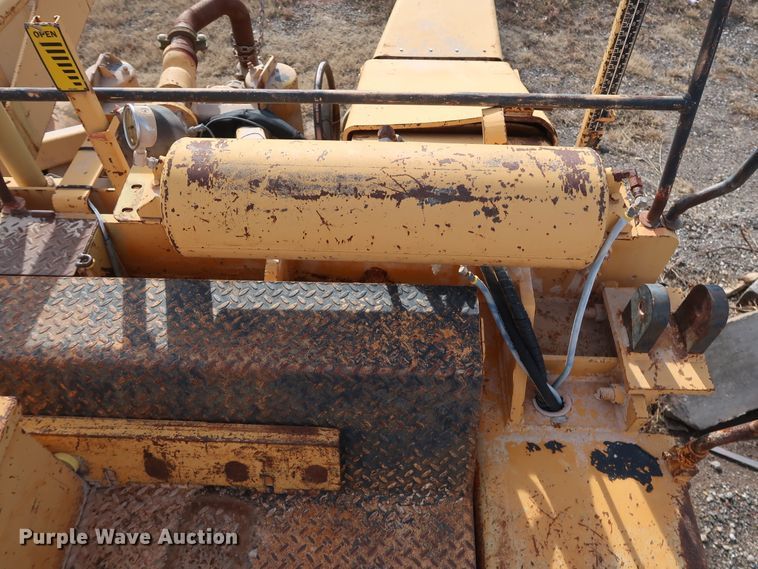 image for item GD9942 1995 CMI RS-650 reclaimer