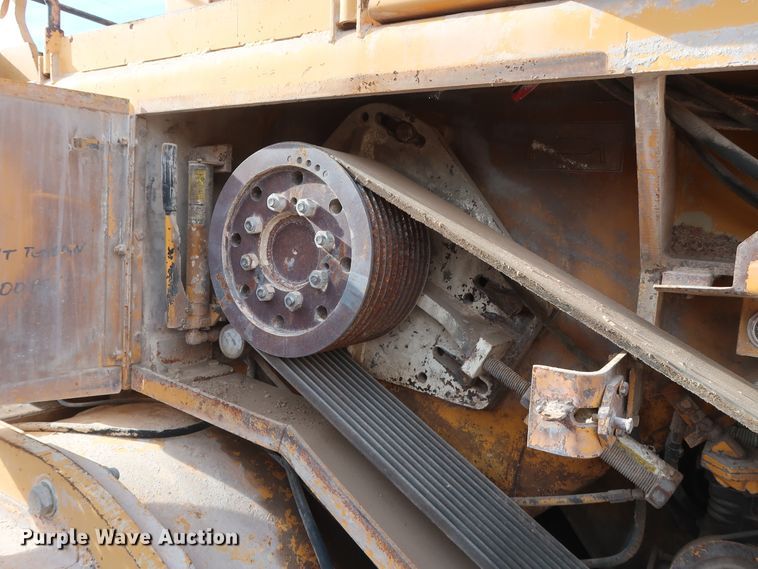 image for item GD9942 1995 CMI RS-650 reclaimer