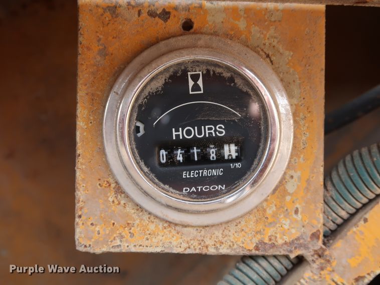 image for item GD9942 1995 CMI RS-650 reclaimer