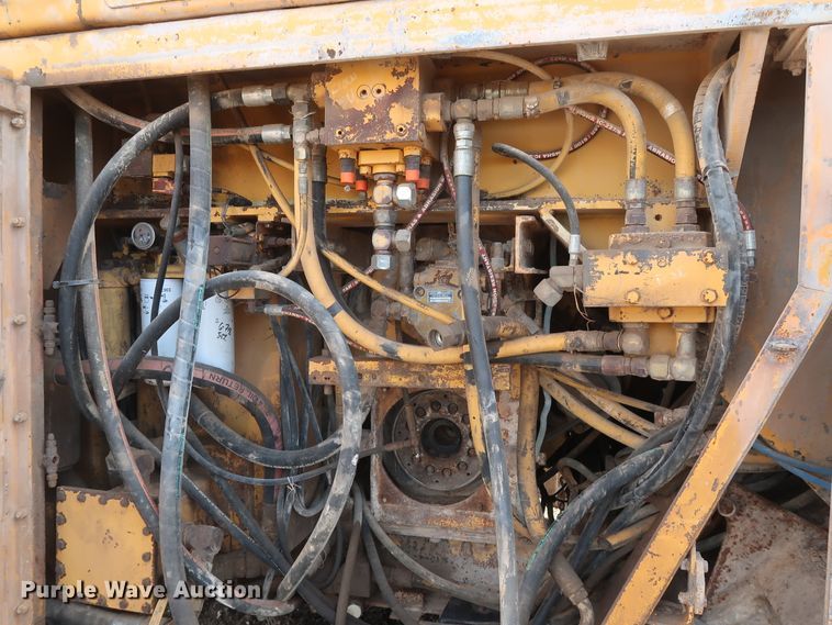 image for item GD9942 1995 CMI RS-650 reclaimer