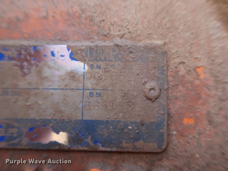 image for item GD9942 1995 CMI RS-650 reclaimer